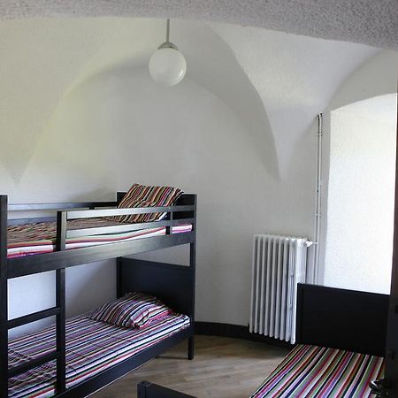 Chateau De Lugagnac 塔恩河畔里维耶尔 外观 照片